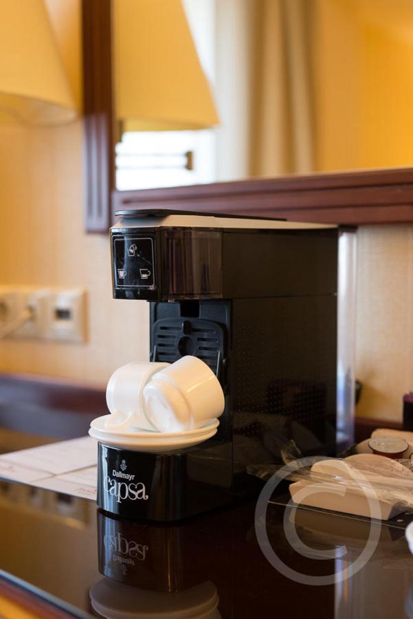 Ramada Hotel & Suites By Wyndham Bucharest North Bagian luar foto
