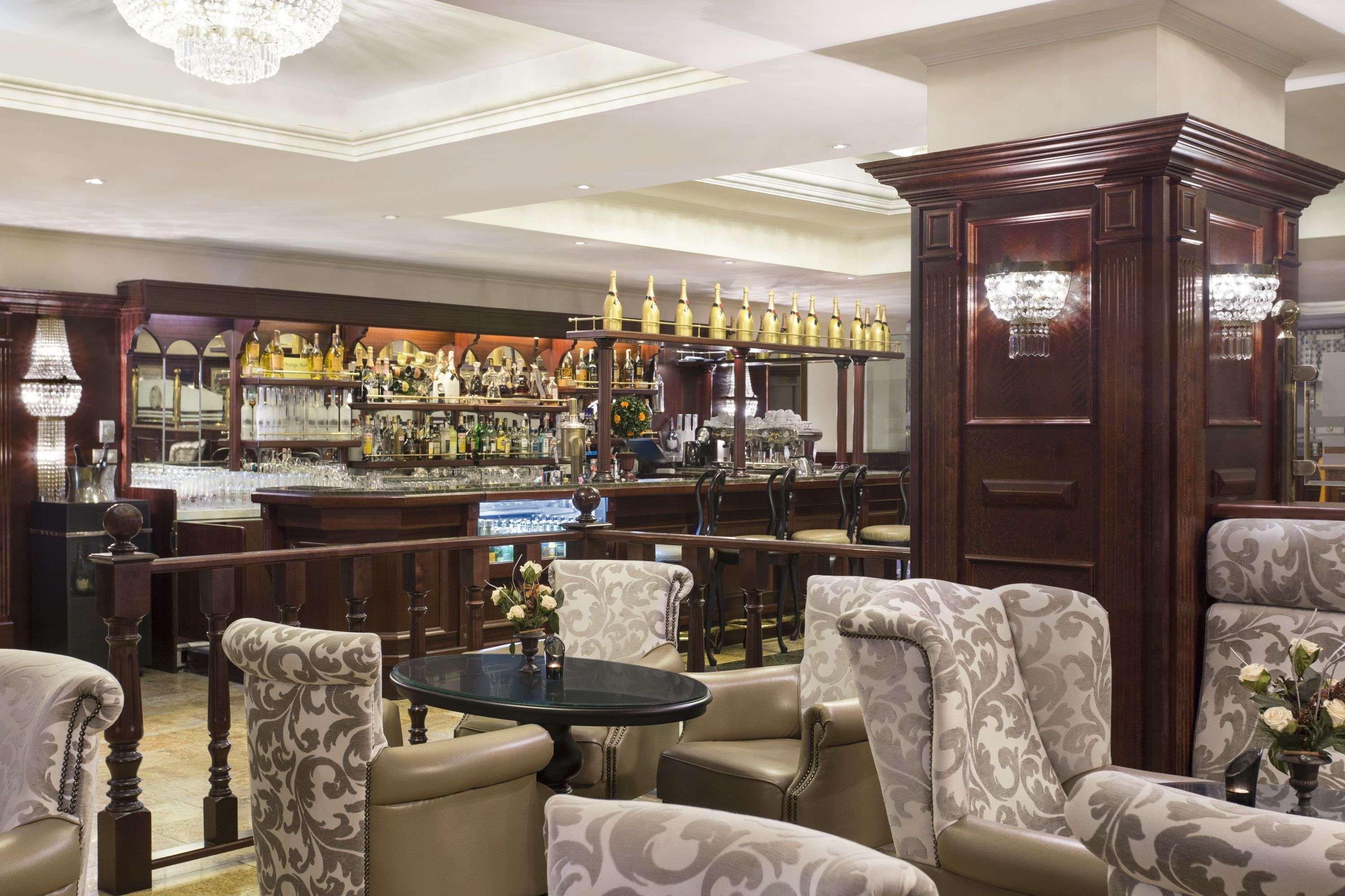 Ramada Hotel & Suites By Wyndham Bucharest North Bagian luar foto